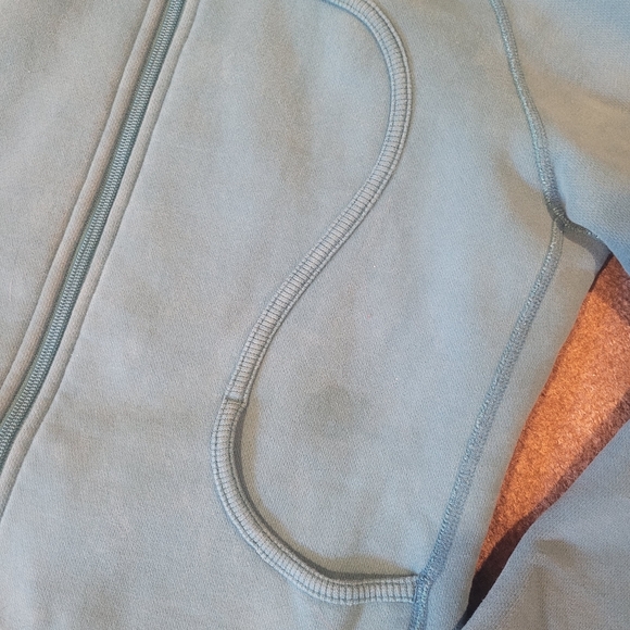 Lululemon sweater - Picture 2 of 2